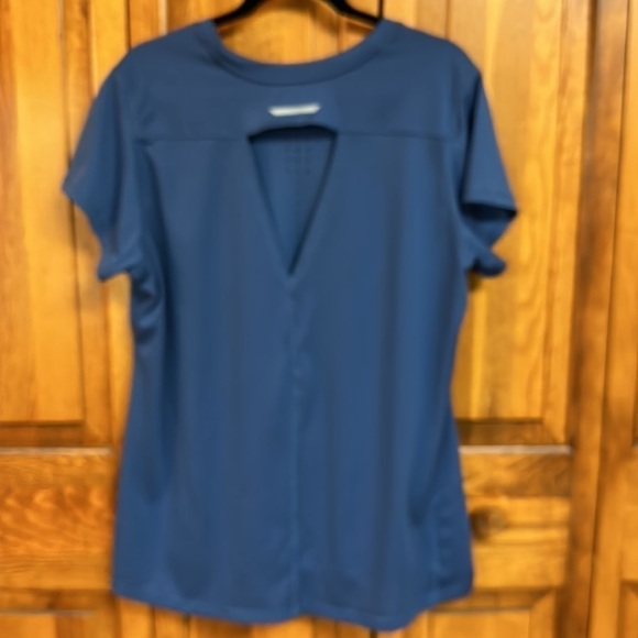 Champion Duodry+ Shortsleeved Polyester Athleisure Top Size XXL - Picture 2 of 7